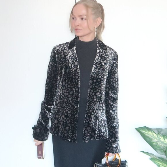 Anthropologie Elevenses Black Velvet Floral Single Breasted Blazer / Jacket - Picture 11 of 14